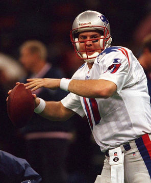 Drew Bledsoe led the Patriots against the Packers, but was later supplanted by Tom Brady.