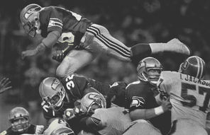 After splitting two meetings with the Broncos during the 1983 regular season, running back Curt Warner and the Seahawks beat Denver decisively in the first round of the playoffs.